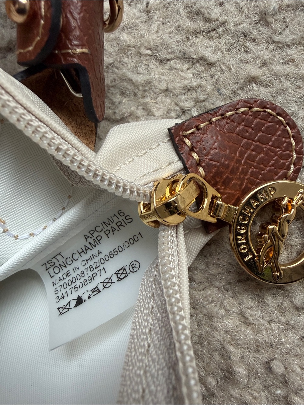 NWT Longchamp- Le Pliage Original Pouch With Handle, PAPER - Picture 6 of 12